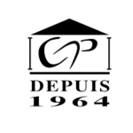 Logo avec des lettres stylisées GP à l'intérieur d'une structure à toit triangulaire, au-dessus du texte DEPUIS 1964 en gras, indiquant la création depuis 1964.