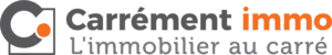 Logo avec un symbole géométrique gris à gauche et le texte "Carrément immo" en gras, avec "immo" en orange. En dessous, en gris, on peut lire : "L'immobilier au carré".